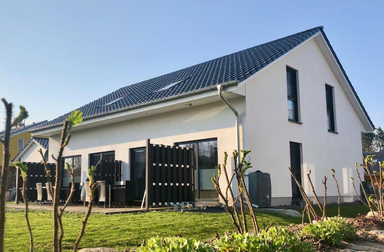 Ferienhaus Traumspot Wiek auf Ruegen Exterior foto